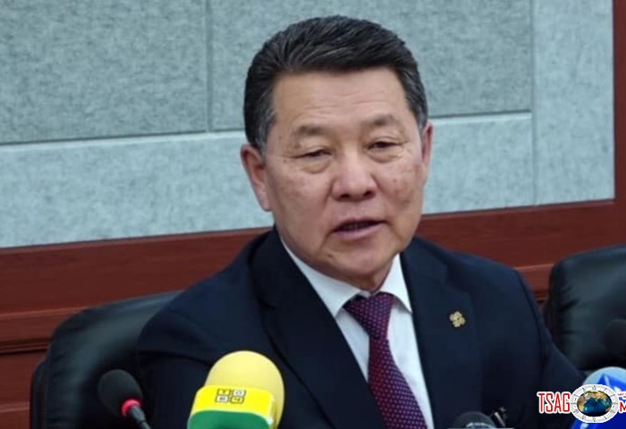 Ч.Улаан сайд аа!!! 7000 мянган тн НООЛУУР-г хэн авахыг хэлээд өгөөч
