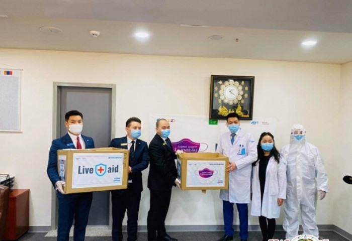 JCI Монгол байгууллага 500 ширхэг хамгаалалтын хувцас хандивлалаа