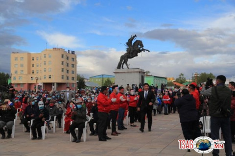 Хөвсгөл далайн эрэг орчимд “Найрамдал-2” зуслан барих шийдвэрт Хөвсгөлчүүд талархаж байна