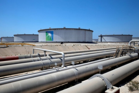 Нийлүүлэлт нэмэгдсэн ч ойрын саруудад нефтийн үнэ тогтворгүй хэвээр байна