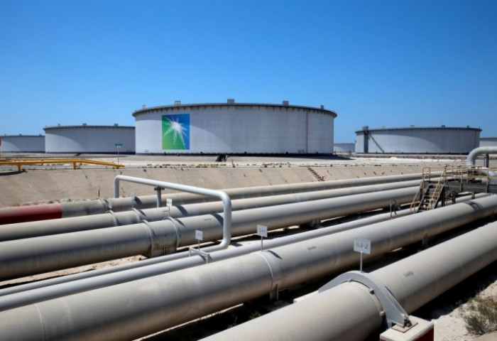 Нийлүүлэлт нэмэгдсэн ч ойрын саруудад нефтийн үнэ тогтворгүй хэвээр байна
