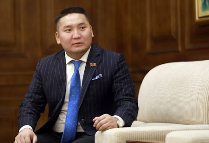 САЙН МЭДЭЭ: Нийслэлийн Засаг даргын орлогч З.Төмөртөмөө уулын фитнессийг тохижуулжээ