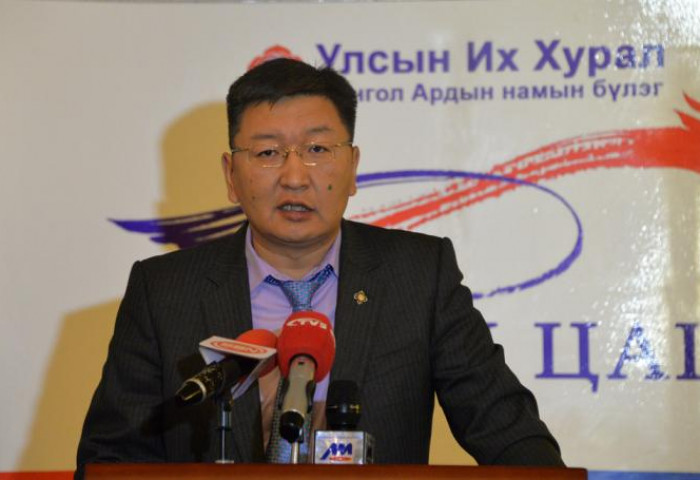 Я.Содбаатар : Монгол Улс дампуурлаа зарлахаас өөр аргагүй