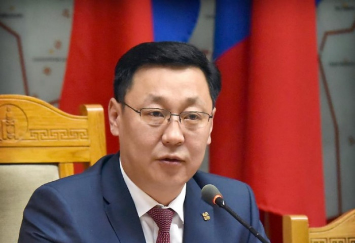 Ж.Эрдэнэбат: Хямралыг давахад ард түмэн биш, төр бүсээ чангална