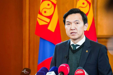 Сэтгэл хөдлөл, попролт биш шийдэл ярьсан Н.Учралын санал