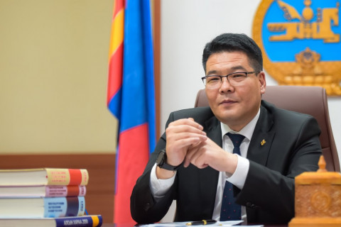 С.ЭНХБОЛД: Олон улсын өндөр зэрэглэлийн тоног төхөөрөмж,технологиор Монголд эмчлэгдэх боломжгүй 6 өвчний ЭМЧИЛГЭЭГ нэвтрүүллээ