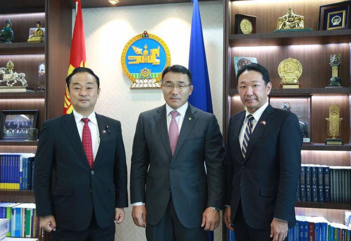Япон улсын Парламентын Төлөөлөгчдийн танхимын гишүүдийг хүлээн авч уулзлаа