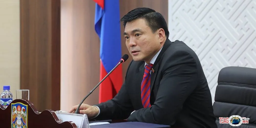 С.Амарсайханыг хуулиа биелүүлж ажиллахыг шаардав