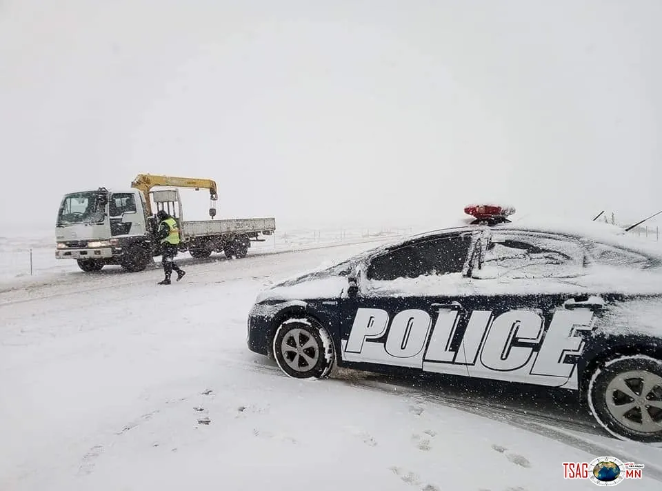 Гамшгийн сургалтанд төсвийн мөнгөөр хамрагдсан Өмнөговь аймгийн удирдлагууд гамшгаас иргэдээ хамгаалж чадсангүй