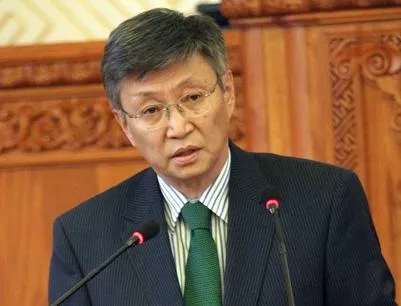 С.Баяр: Залуу үедээ зайгаа тавьж өгдөг уламжлал МАН-д бий. АН-д бол алга