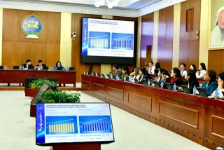 Улсын хэмжээнд 6000 гаруй багшийн дутагдалтай байна