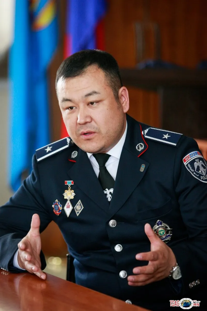 П.ОЧБАДРАХ : Олон нийтийн сүлжээд ан, амьтан агнасан зураг тавих нь хориотой