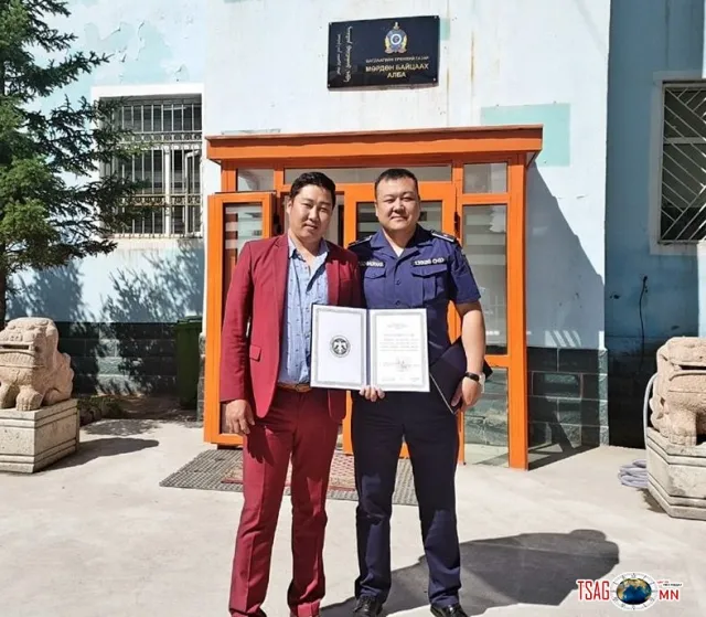 Байгалиа хамгаалах үйлсэд оруулсан хувь нэмэрийг үнэлэн М.Орхоныг “Хүндэт жуух” бичгээр шагнажээ